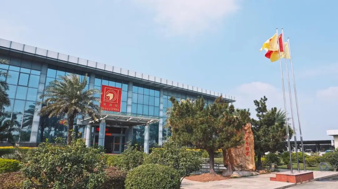 鋁加網(wǎng)對(duì)話永利堅(jiān)鋁業(yè)總經(jīng)理吳軍：38年堅(jiān)守品質(zhì)，老牌鋁企如何轉(zhuǎn)型與突破